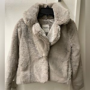 Gray Faux Fur Abercrombie Jacket